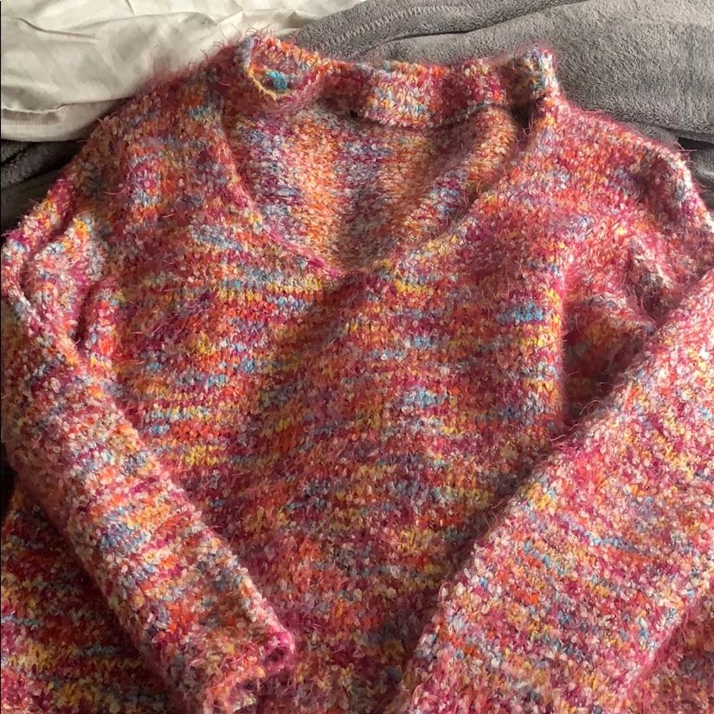 Crop top sweater